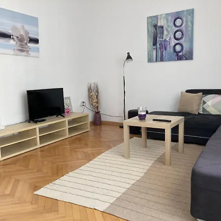 Central Suite Lägenhet